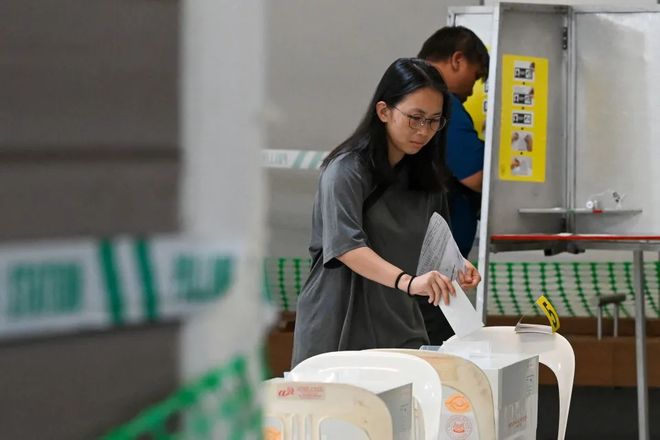 理黄循财多项预警！一补贴马上发给所有人凯发k8一触即发事关所有人！新加坡总(图29)